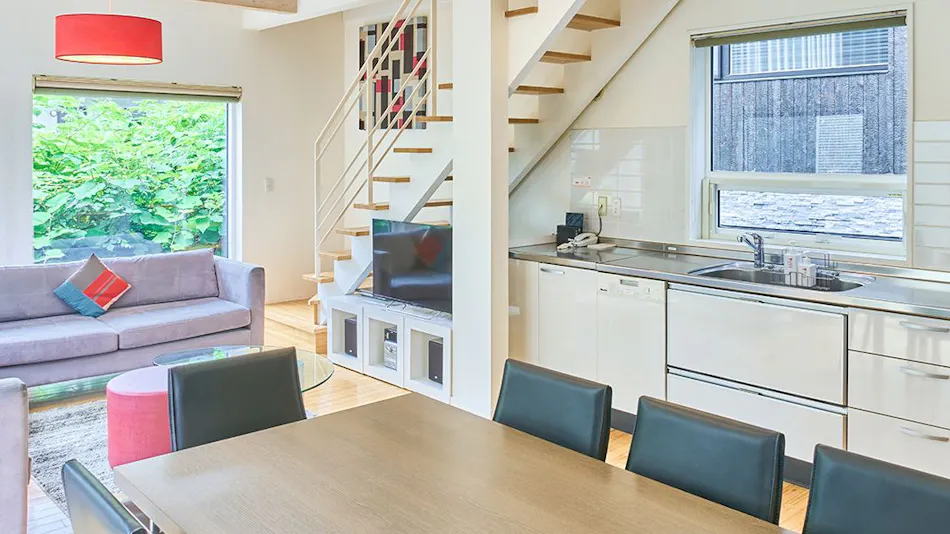 Niseko Central House & Apartment