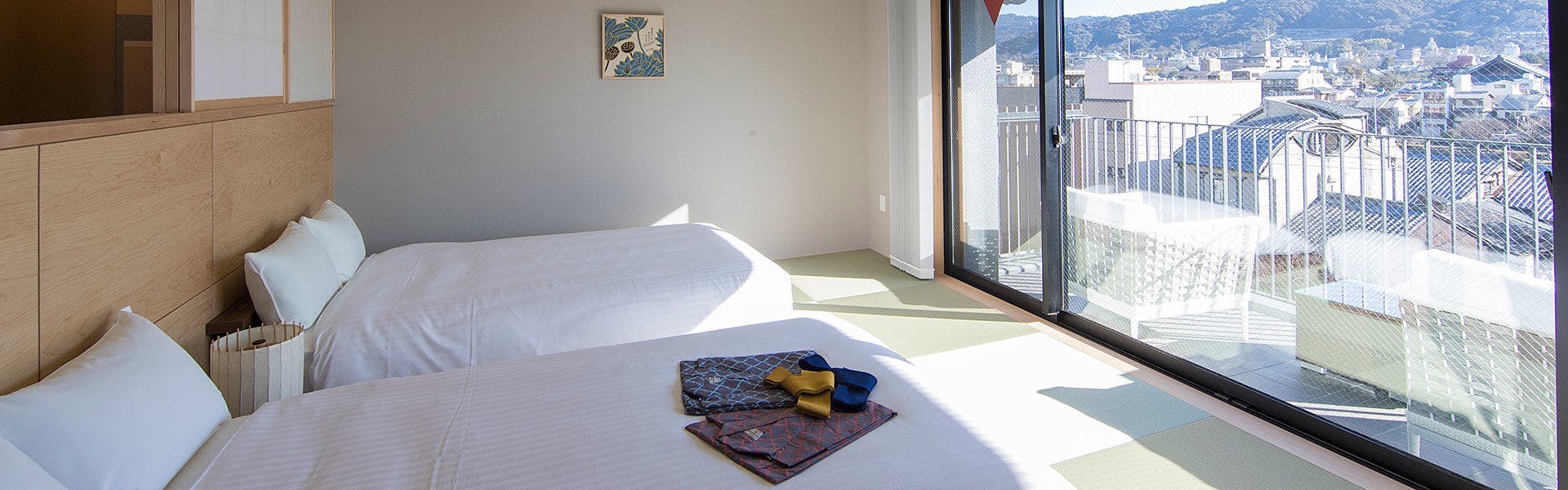 Suite Pemandangan Gunung