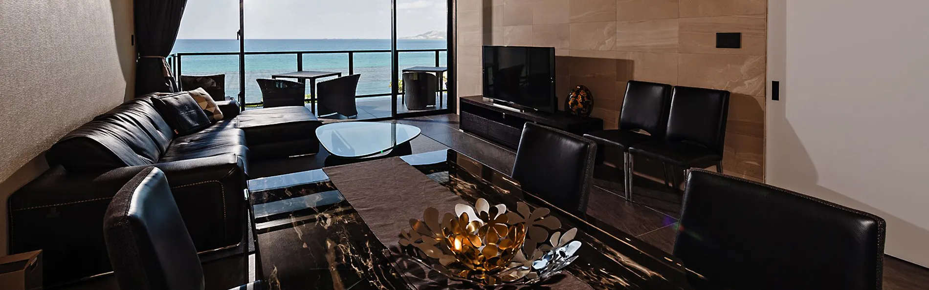 Condominium NOOSA (コンドミニアム ヌーサ)