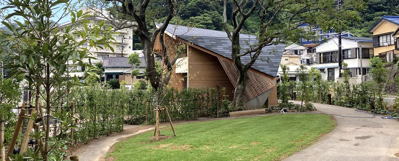 Hamabe Oura