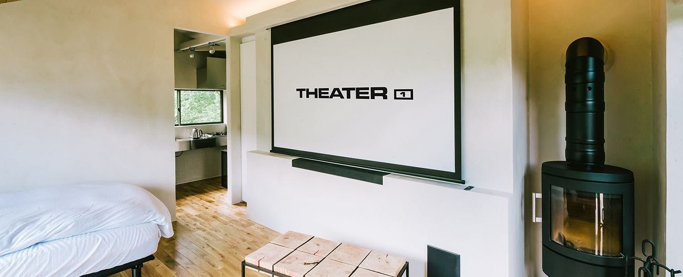 THEATER1