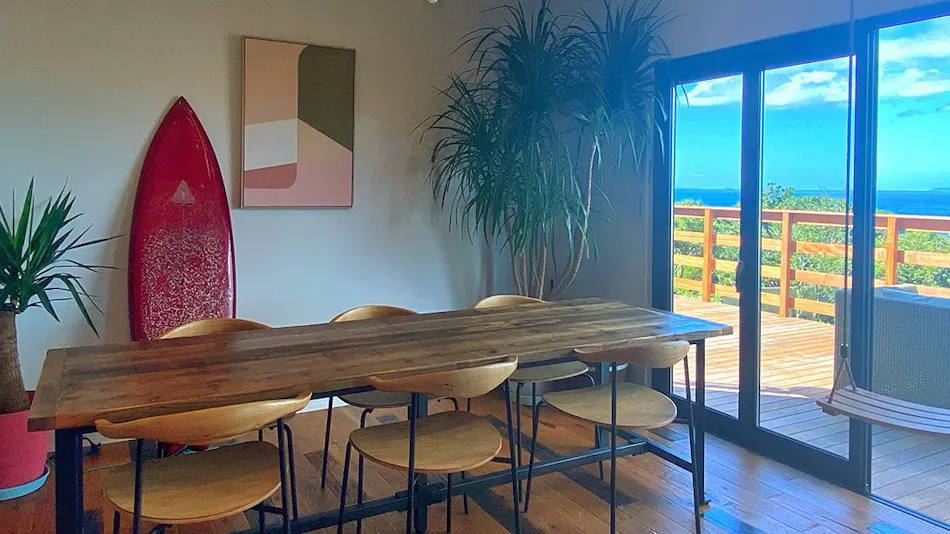 STRADDIE HOUSE