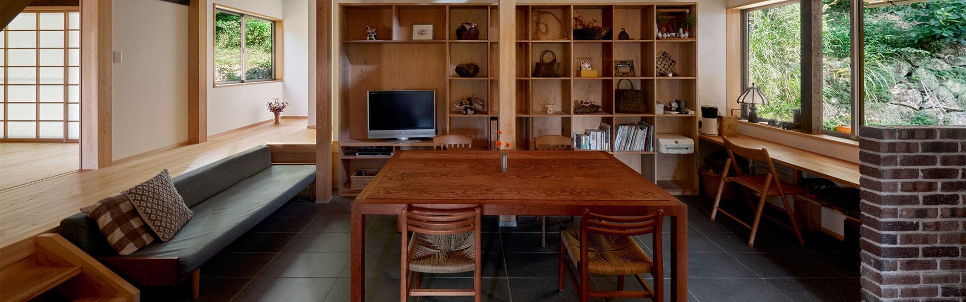 ห้องรับประทานอาหารและเลานจ์