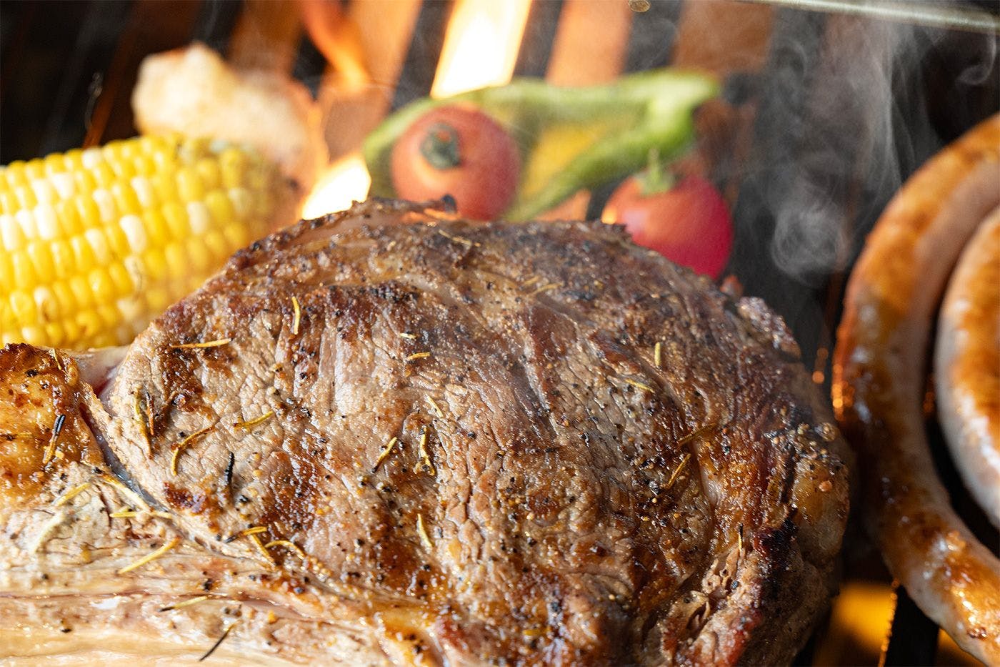 BBQ sambil menikmati matahari terbenam