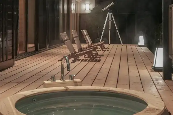 จากุซซี่