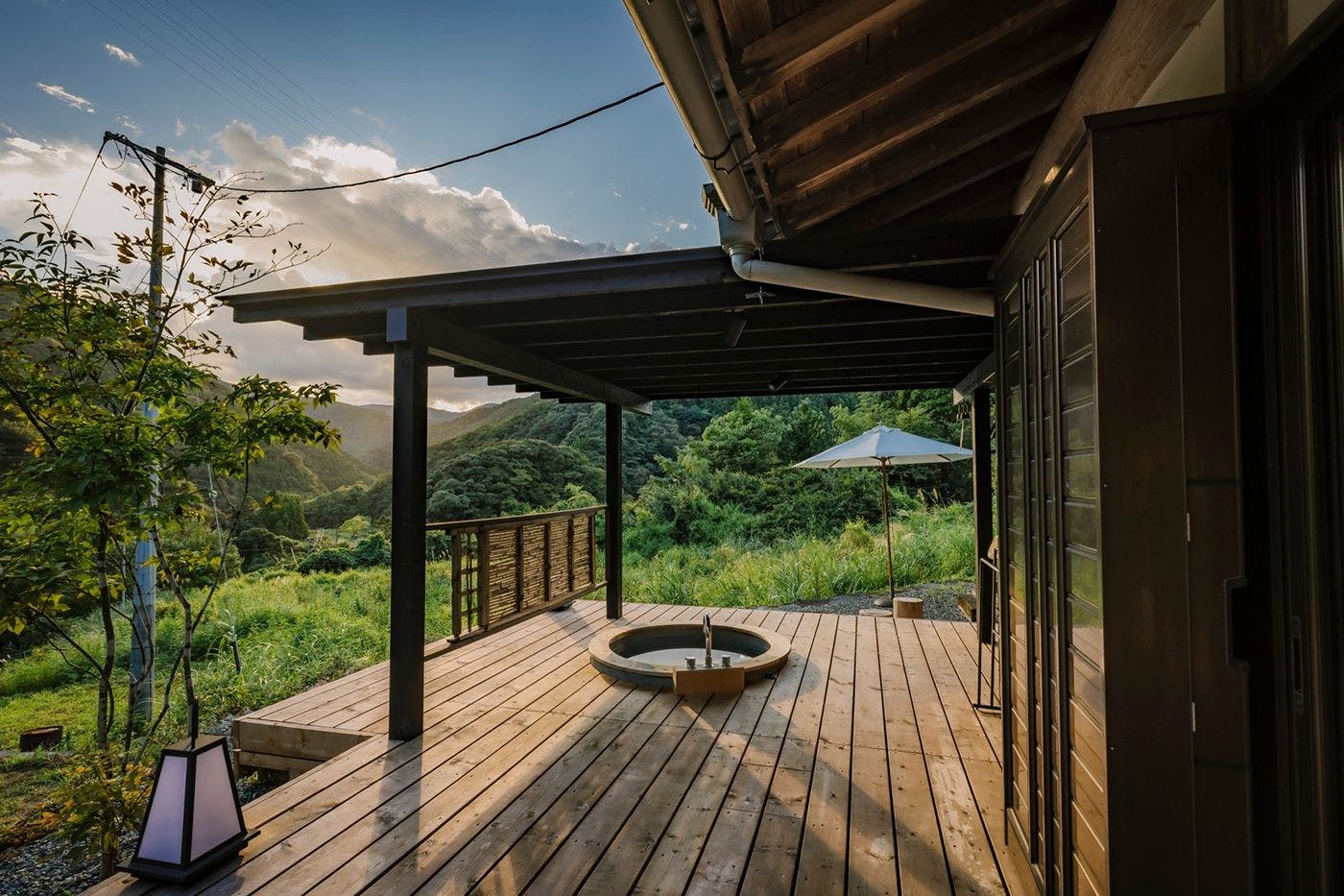 ออนเซ็นกลางแจ้ง