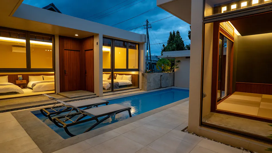 Reflexion Villas GLANZ by Relapool