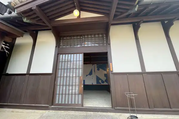 ทางเข้า