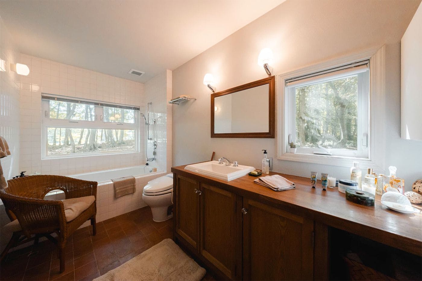 La Bergerie: A Serene Villa Nestled in the Forests of Onuma and Mount Komagatake, Hakodate