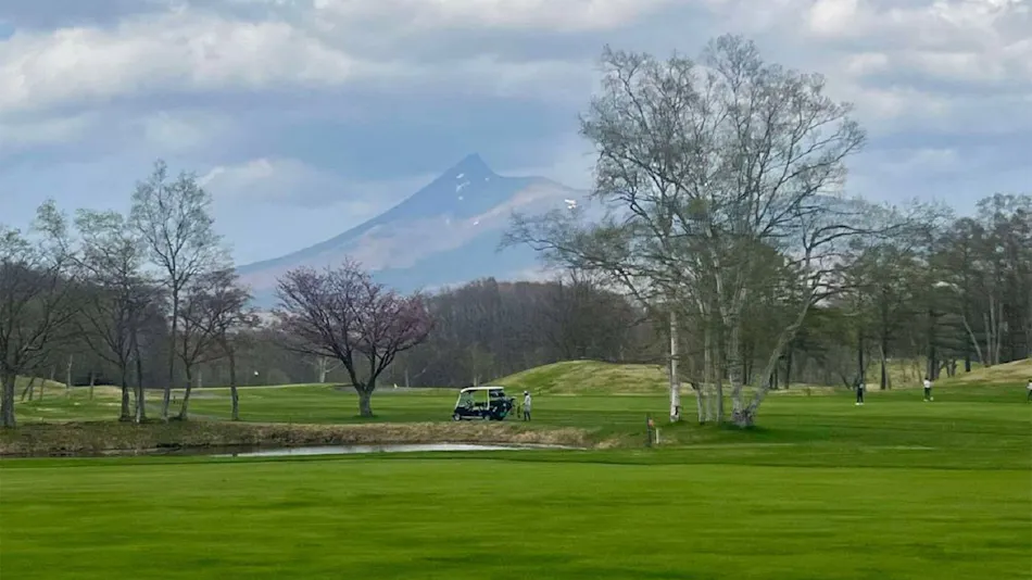 La Bergerie: A Serene Villa Nestled in the Forests of Onuma and Mount Komagatake, Hakodate