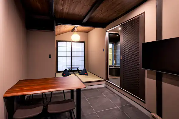 画像の内容がこちらに表示されていないため、翻訳できません。
a_ss_01_20260323.jpg をこのチャットにアップロードするか、画像内の日本語本文を貼り付けてください。