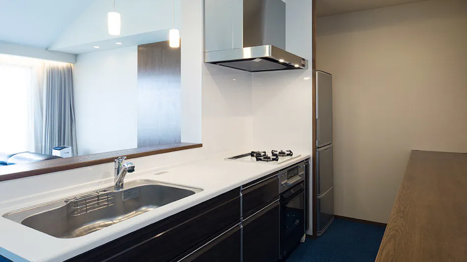 Condominium T-Room