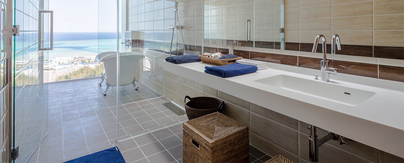 Condominium T-Room
