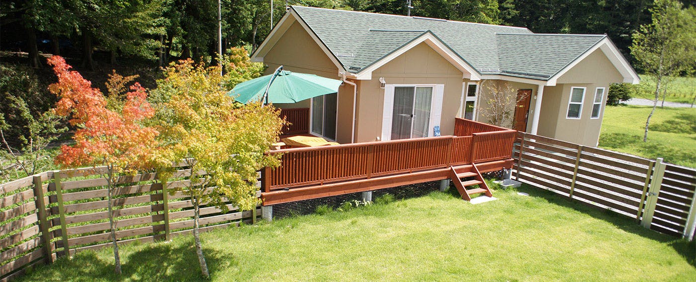 อาคารโครุริ - ภายนอก