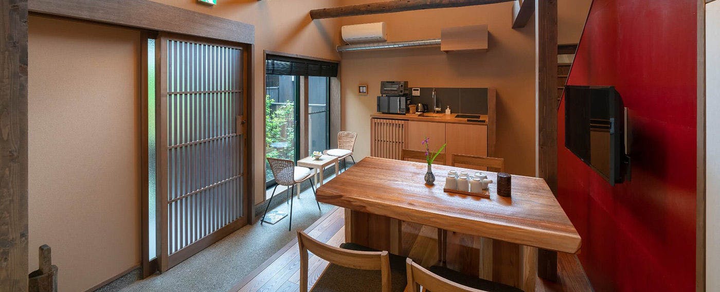 Hinaya Gojo <Machiya Townhouse Rental>