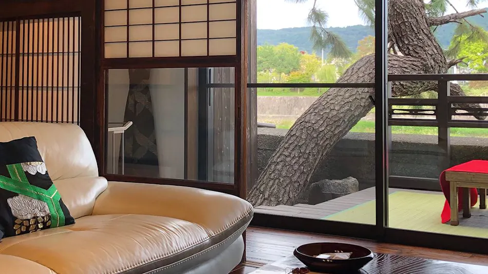 Tamami Inn by the Kamo River in Kyoto