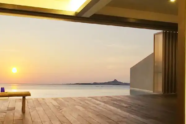 สระว่ายน้ำ