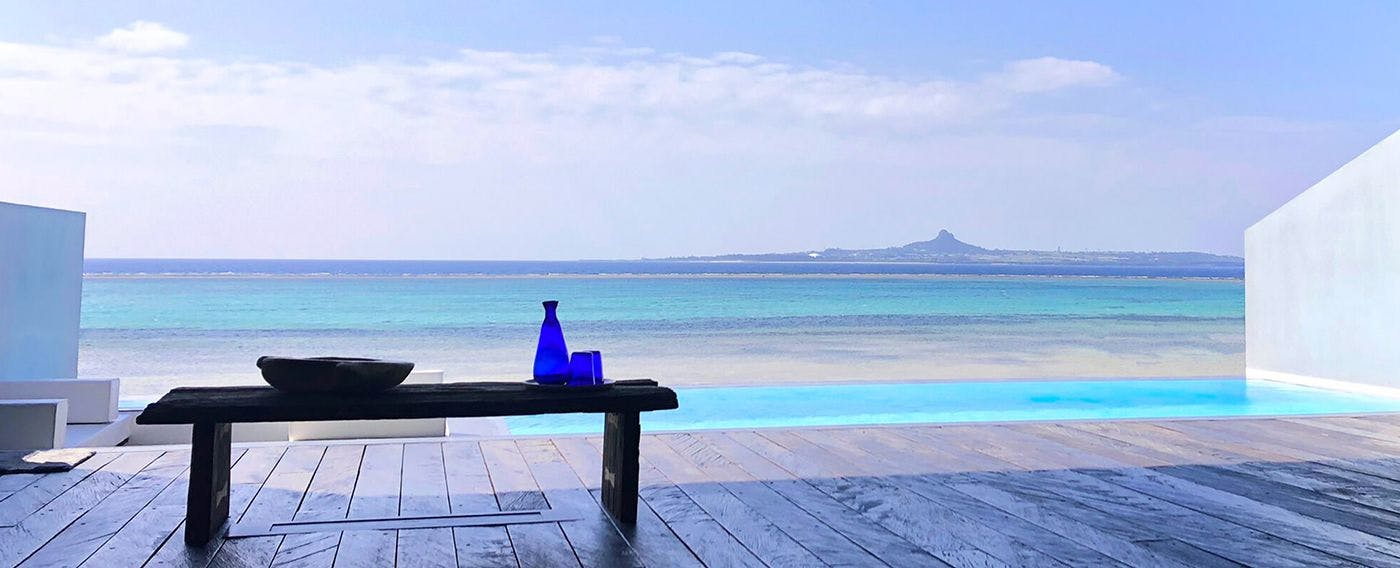 無垢なる自然の中に佇む大人の隠れ家