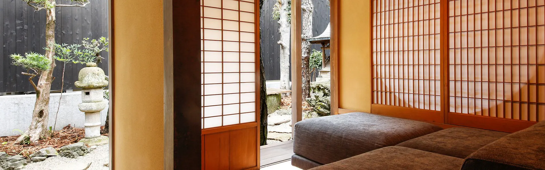 Yamasaki Ryokan Q 中門前屋(山崎旅館Q)