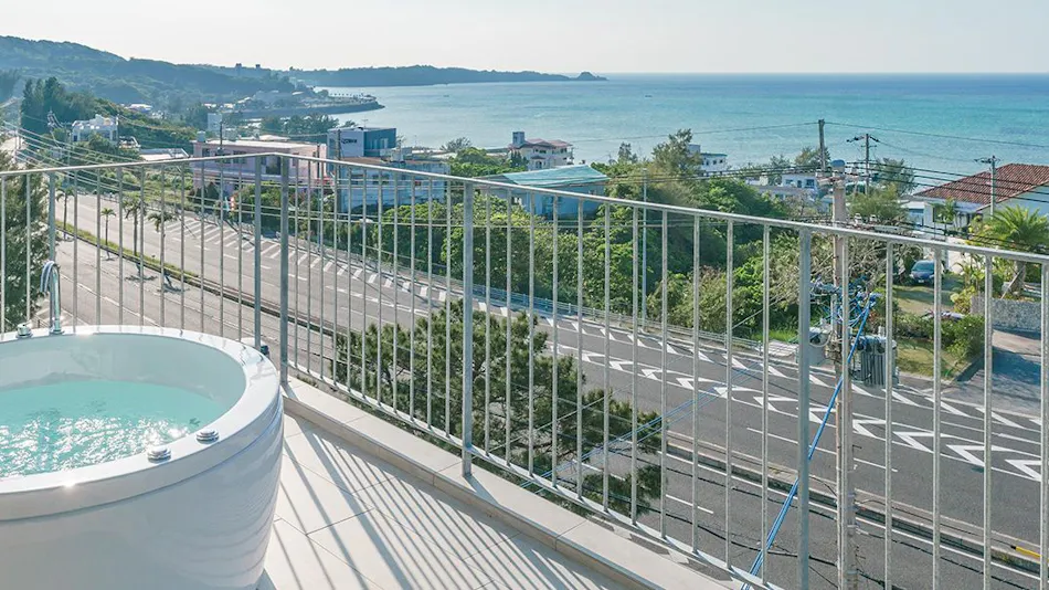 OKINAWA PLAISANT VILLA <Exclusive 2nd Floor Rental>