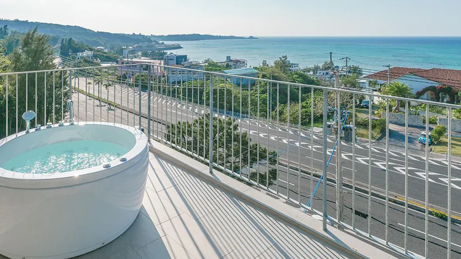 OKINAWA PLAISANT VILLA <Exclusive 2nd Floor Rental>