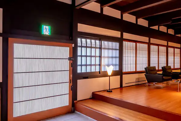 ทางเข้า ล็อบบี้