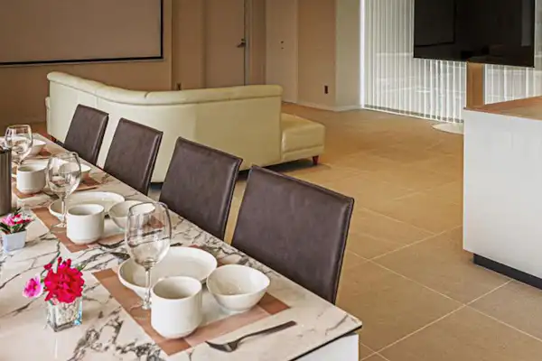 ห้องรับประทานอาหารและห้องครัว