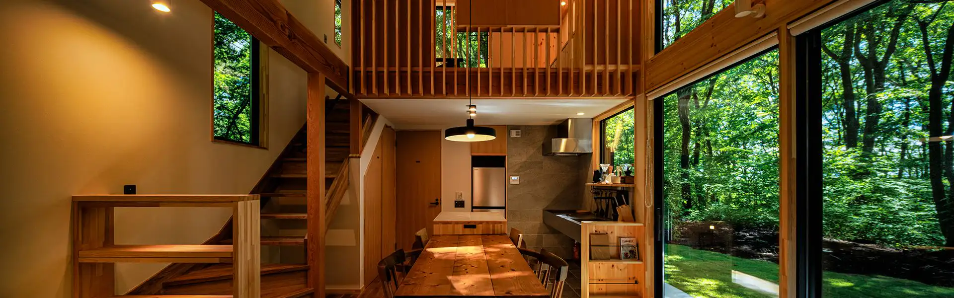 リビングダイニング