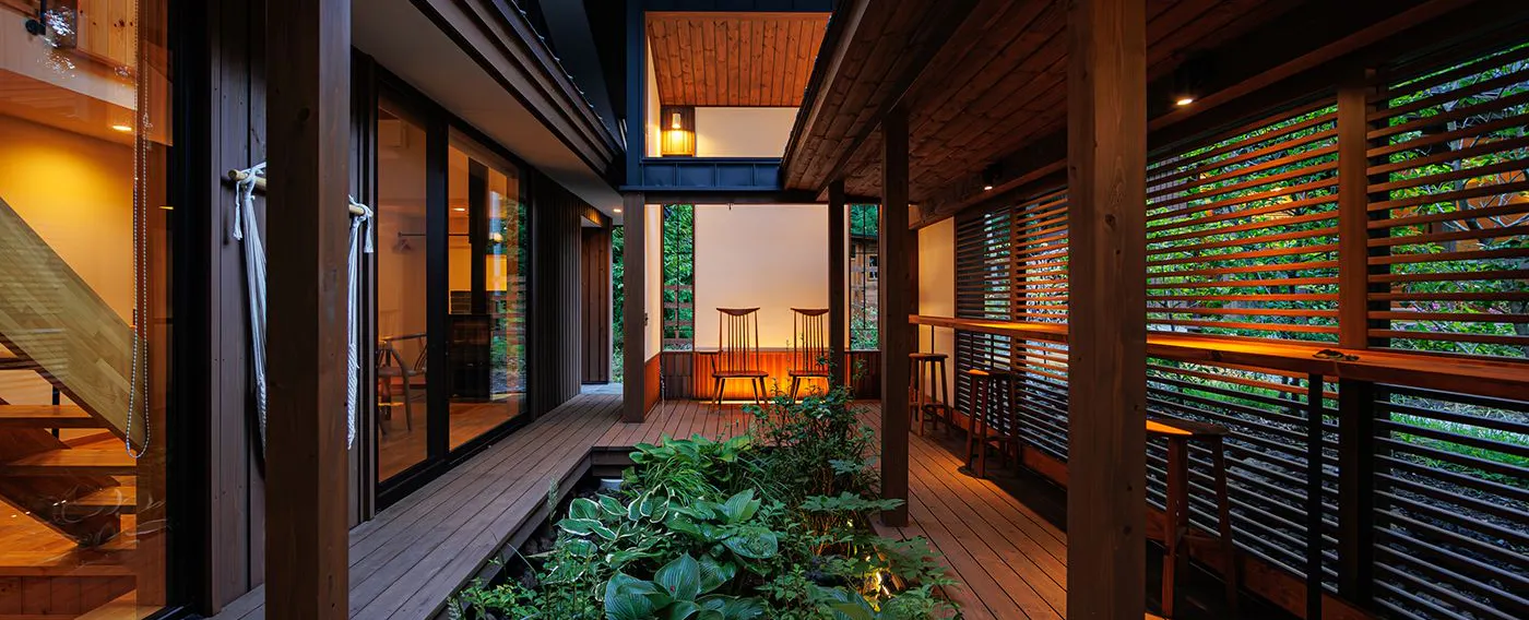 โอ๊คทาวเวอร์ เอาท์ดอร์ลิฟวิ่ง