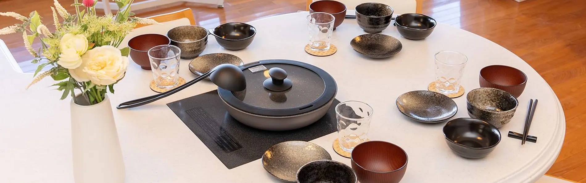 Noёl HAKONE GENSEN