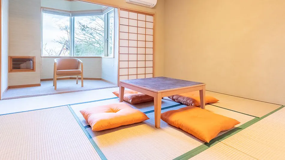 Noёl HAKONE GENSEN