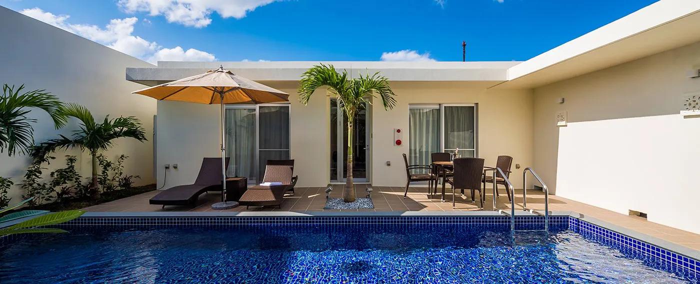 สระว่ายน้ำ