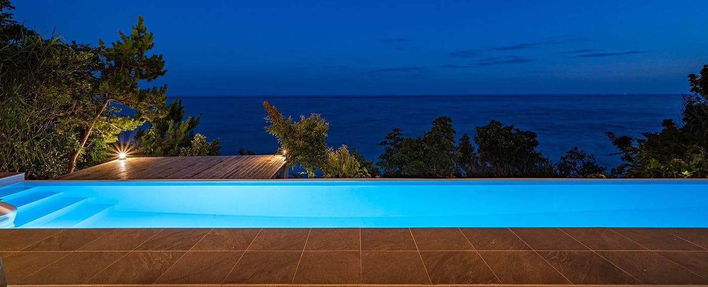 インフィニティプール