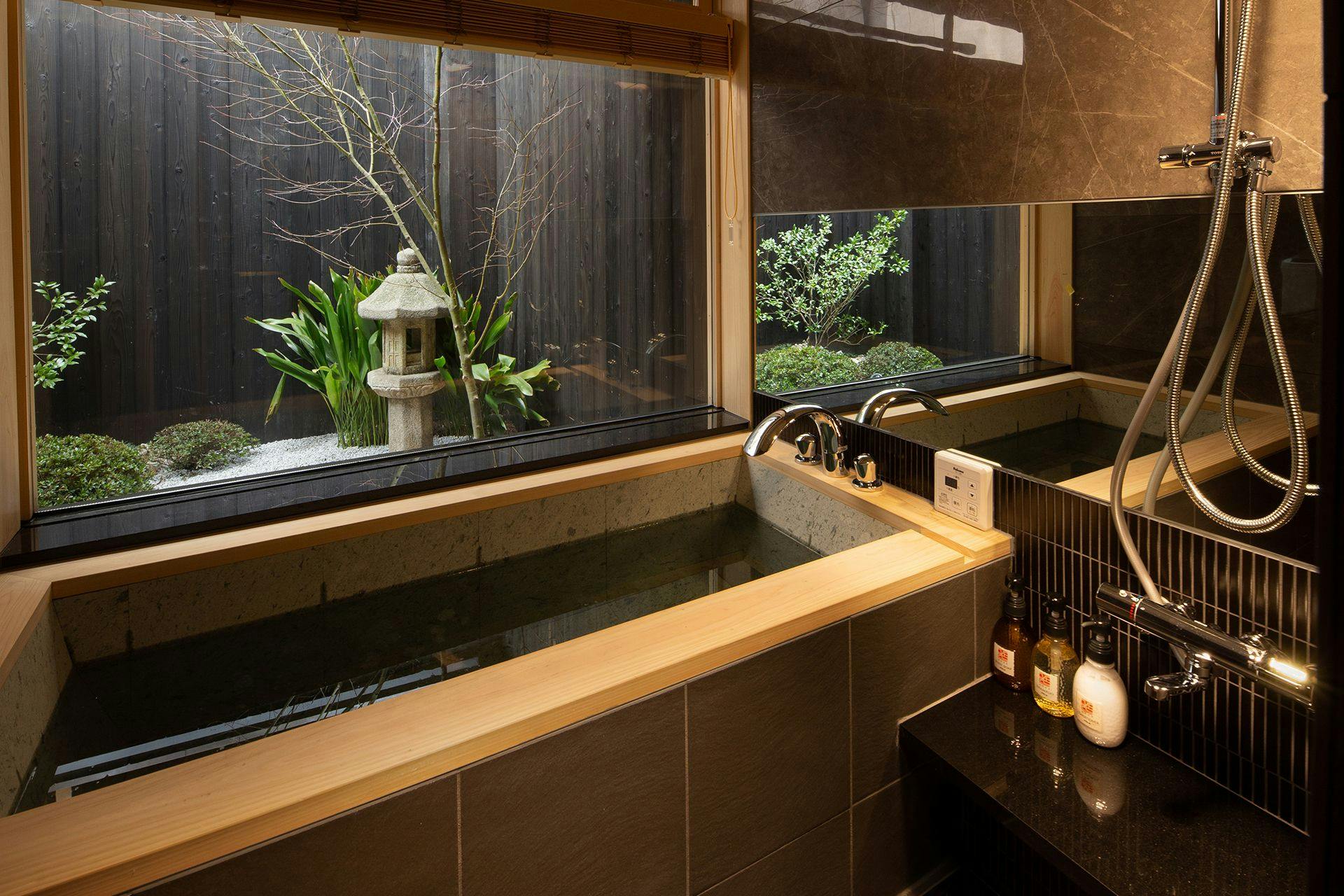 ห้องอาบน้ำ