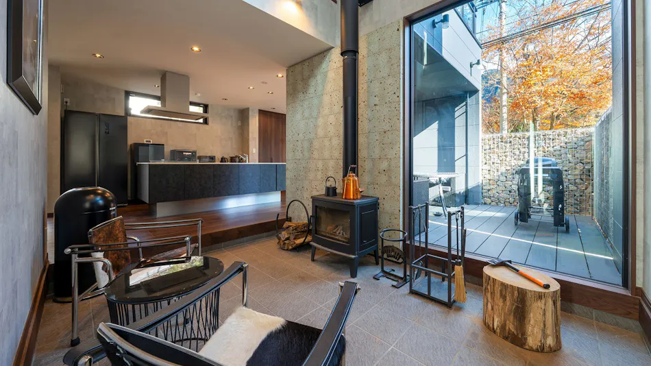 RIVER VIEW HOUSE