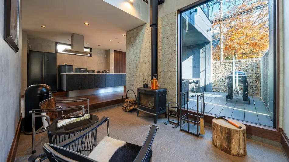 RIVER VIEW HOUSE