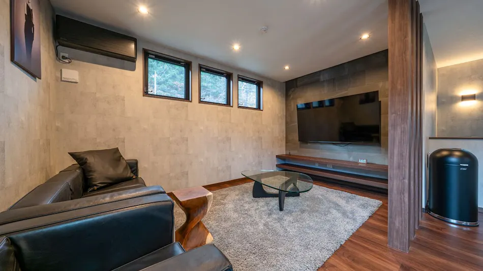 RIVER VIEW HOUSE