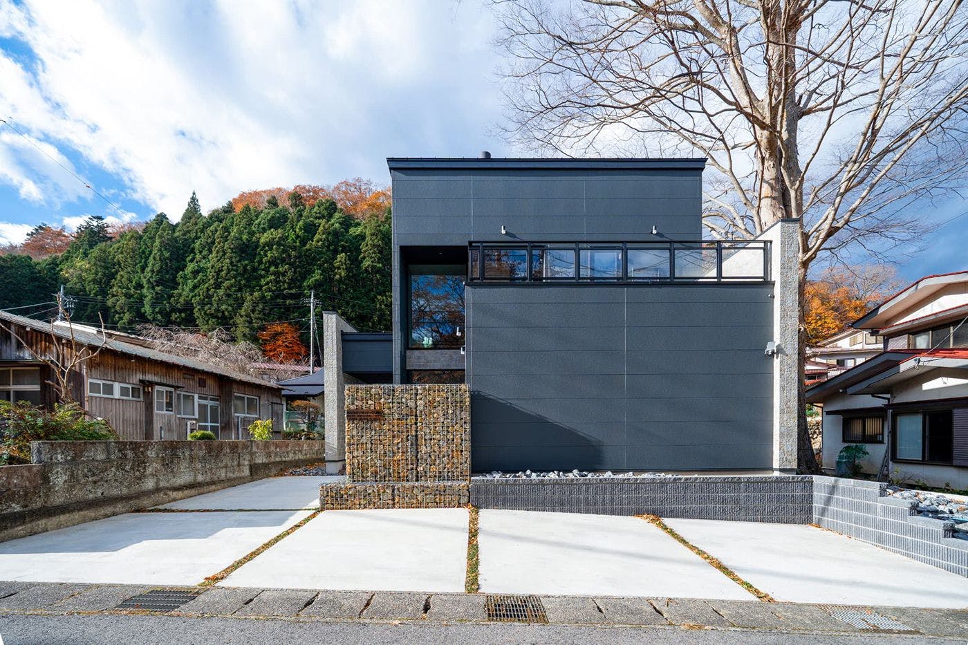 RIVER VIEW HOUSE