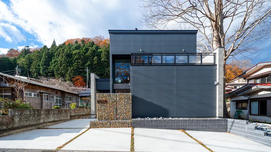 RIVER VIEW HOUSE