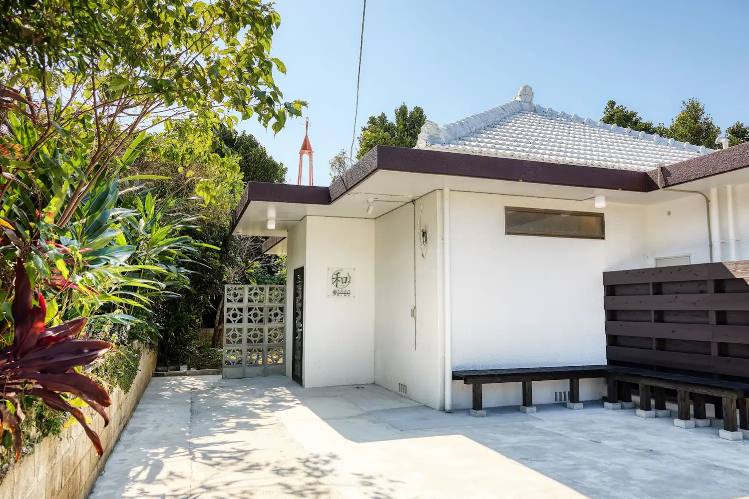 ภายนอกอาคาร