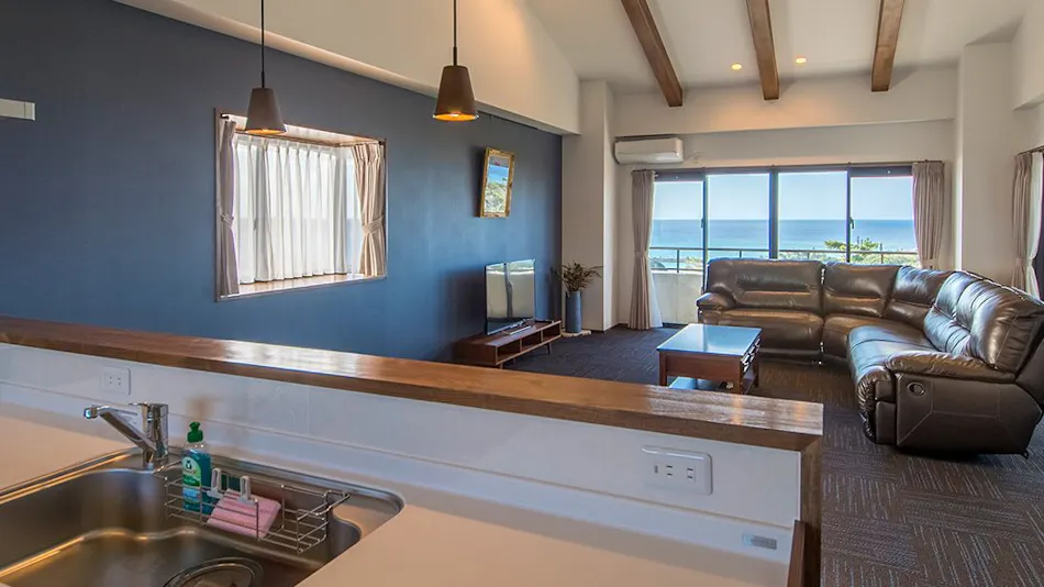 Stay Like a Local: Adult Hideaway Hotel & Condominium with Ocean View on a Hill in Onna Village - Tsuchibana Tsuchibana