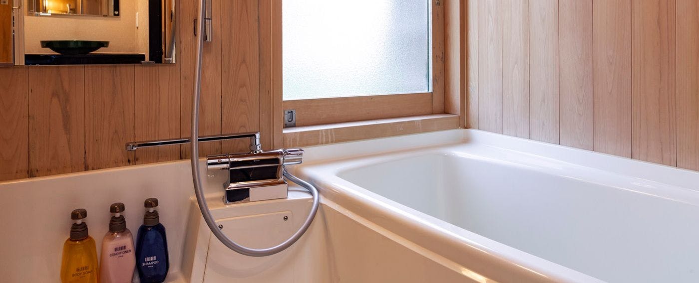 Rinn Shijo Takasegawa