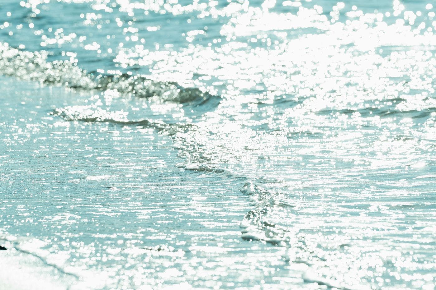 真名瀬の穏やかな海岸