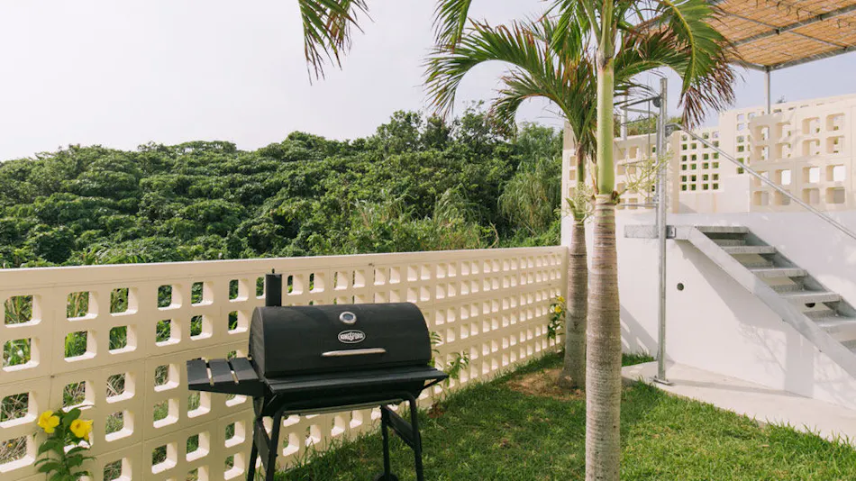 HIDEOUT OKINAWA URUMA