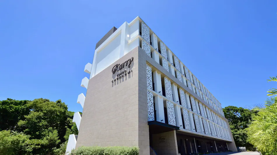 Karry Condo Churaumi