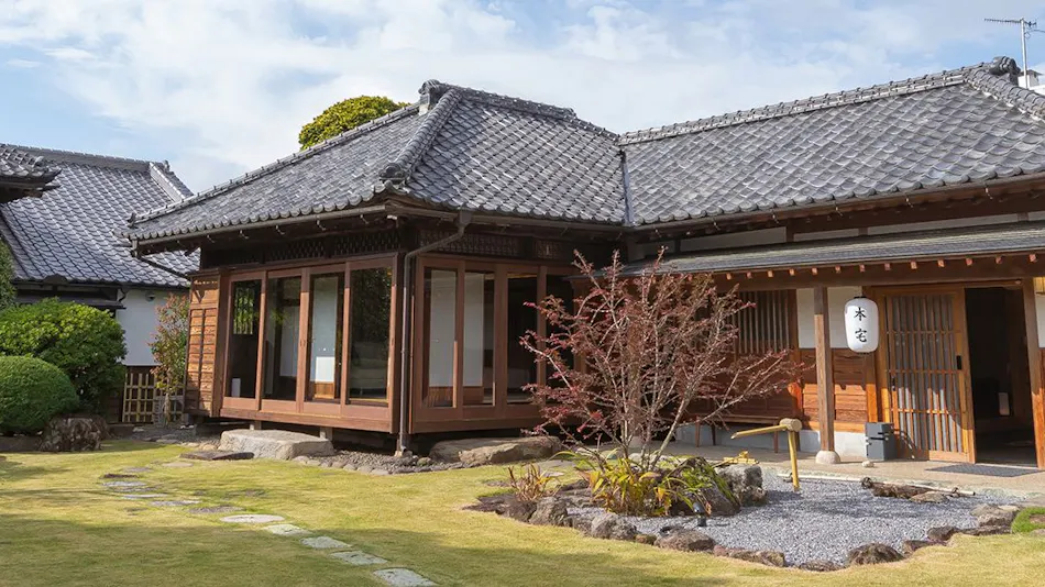 Iizuka Residence