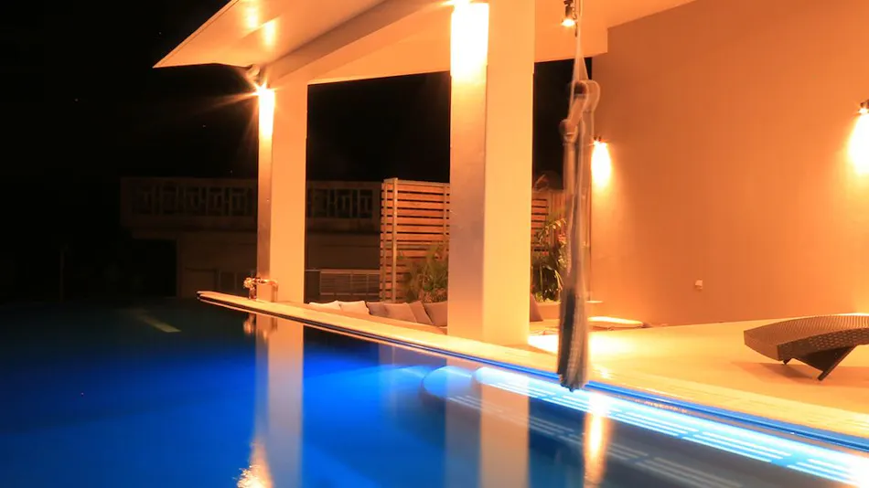 MARINX POOLVILLA NAKANDAKARI