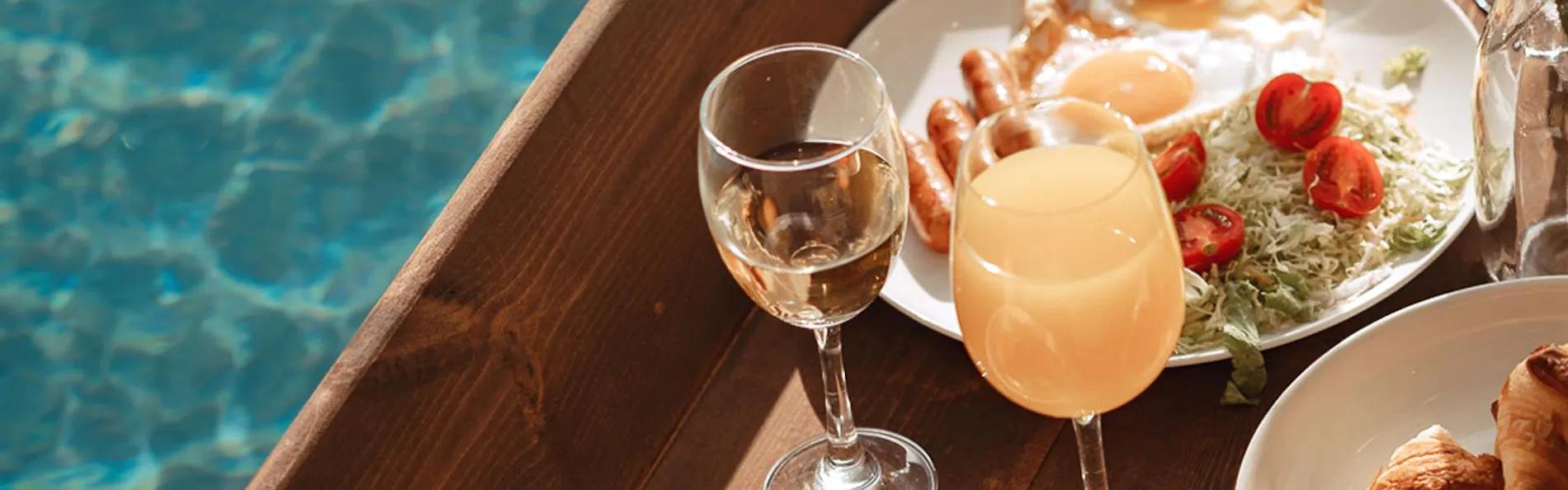 MARINX POOLVILLA NAKANDAKARI