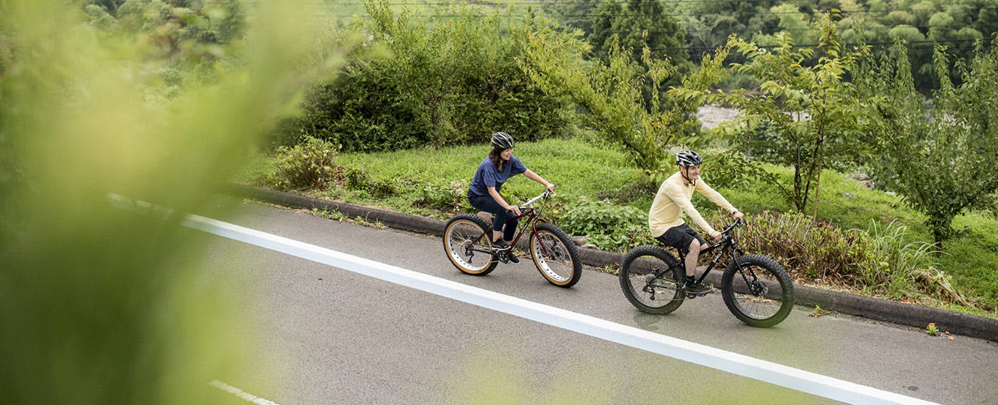 ปั่นจักรยานท่ามกลางนาขั้นบันได