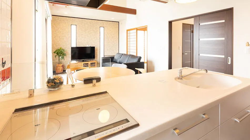 Luana House
